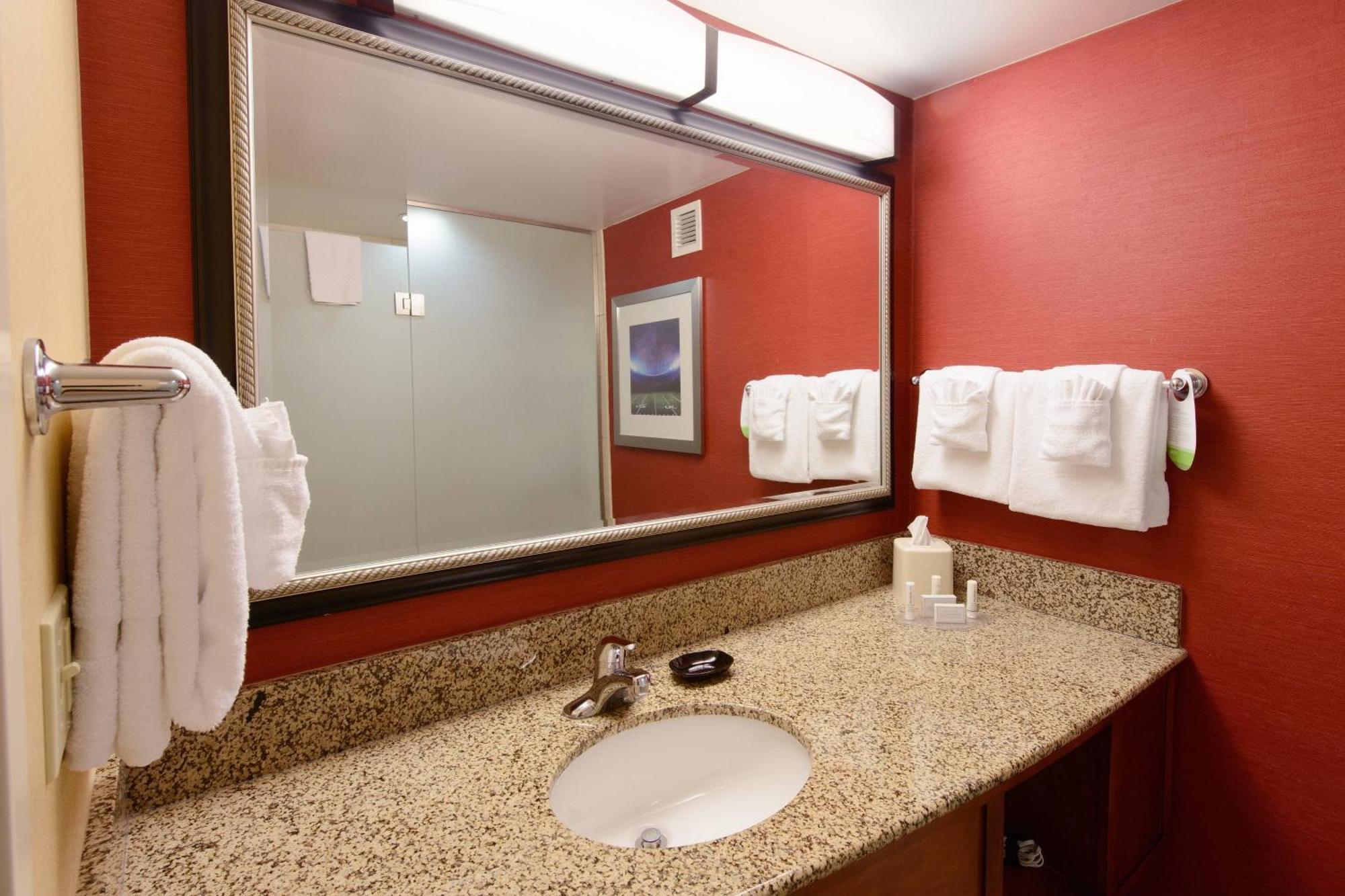 Courtyard By Marriott Canton North Canton Exterior photo